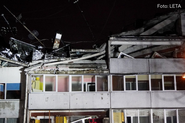 “Compensa” pēc gāzes sprādziena Bauskas ielā jau izmaksājusi pirmo vienreizējo palīdzību 1500 eiro apmērā